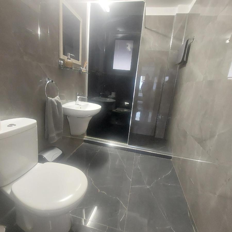 Modern Studio Apartment Armonia Court Paralimni Exterior foto